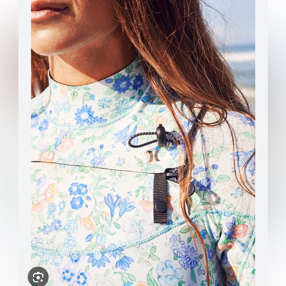 LoveShackFancy X Hurley Women's Blue Floral Full Wetsuit size XS - Picture 6 of 8